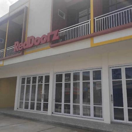 Reddoorz Near Universitas Muhammadiyah Purwokerto Kembaran Kültér fotó