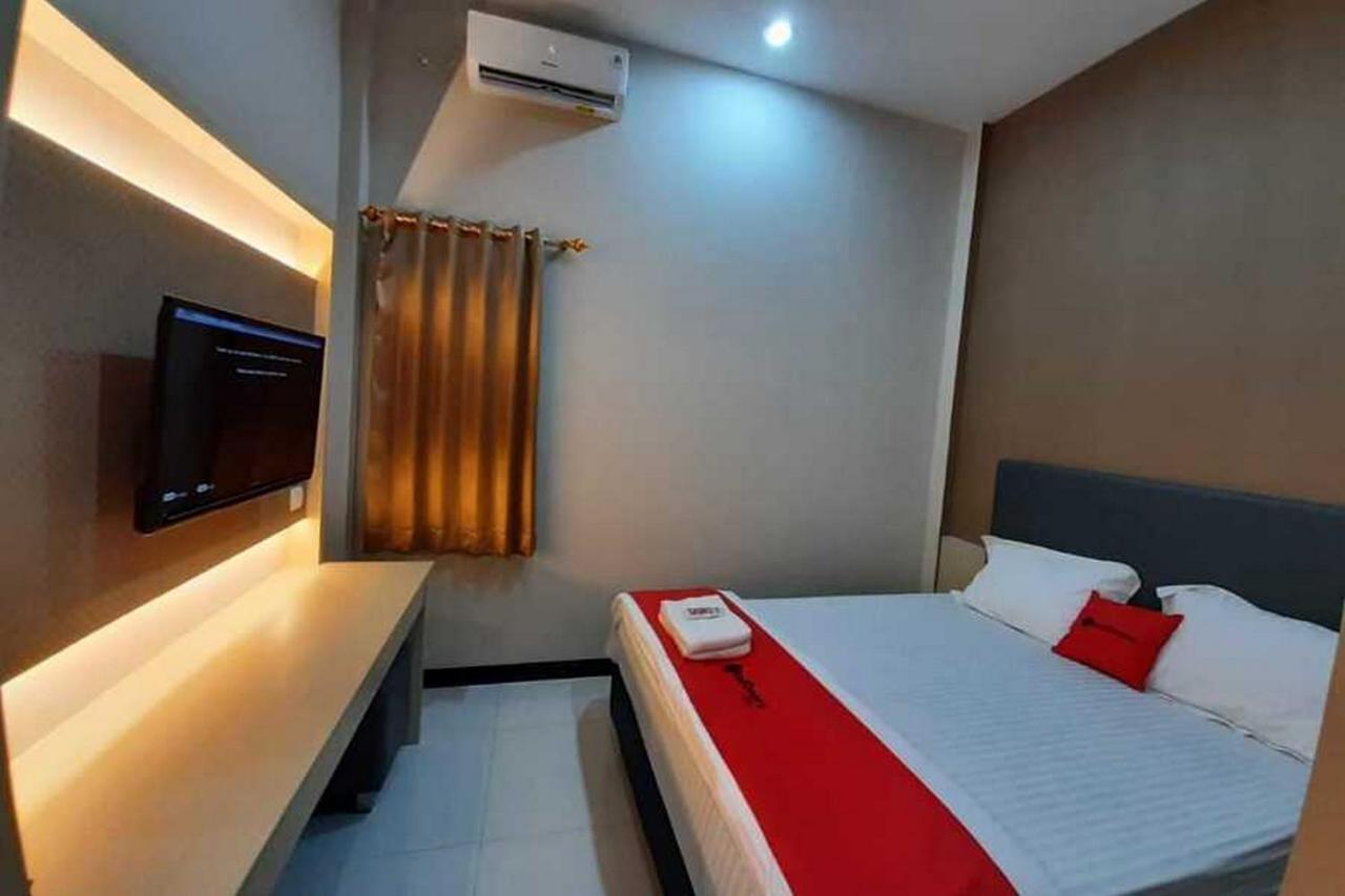 Reddoorz Near Universitas Muhammadiyah Purwokerto Kembaran Kültér fotó
