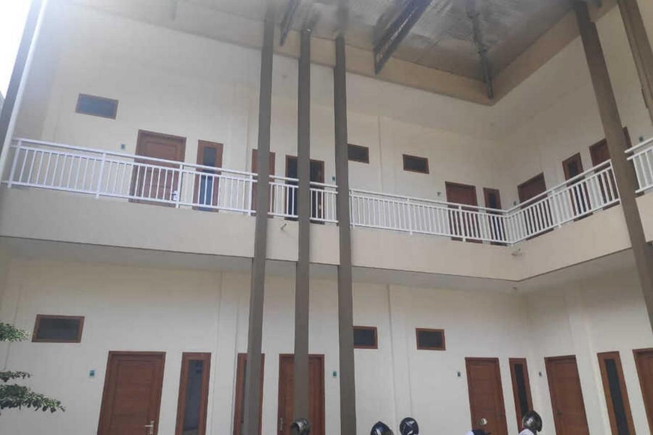 Reddoorz Near Universitas Muhammadiyah Purwokerto Kembaran Kültér fotó